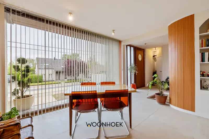 Huis te koop in Moerbeke-Waas: Open bebouwing met garage en tuin