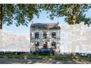 Herenhuis te Koop Mons 5 slaapkamers grote volumes
