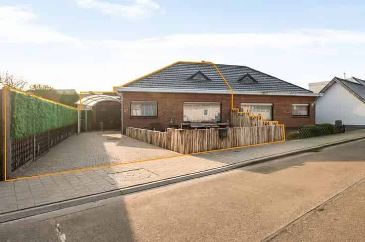 Huis Te Koop Zandvliet 2 slaapkamers tuin carport