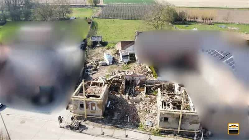 Grond te koop met bouwplannen voor hoeve restauratie