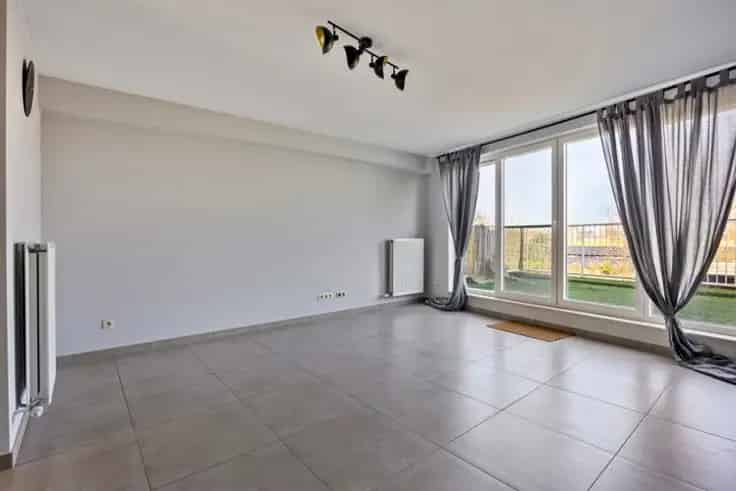 Duplex Appartement te Koop 2 slaapkamers Carport