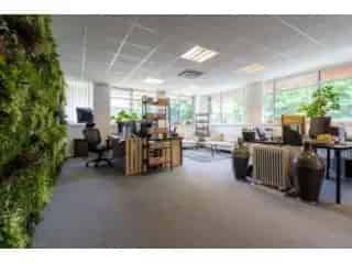 Kantoor te koop Lasne 374m² - 8 parkings - Kelder 153m²