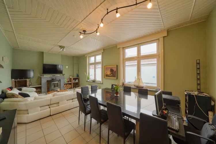 Huis te koop: Ruime gezinswoning met wellness en zwembad