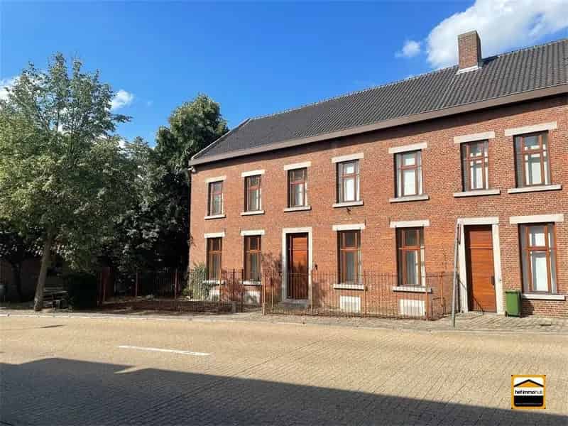 Herenhuis te huur Borgloon Centrum: B&B met Verbouwingsmogelijkheden