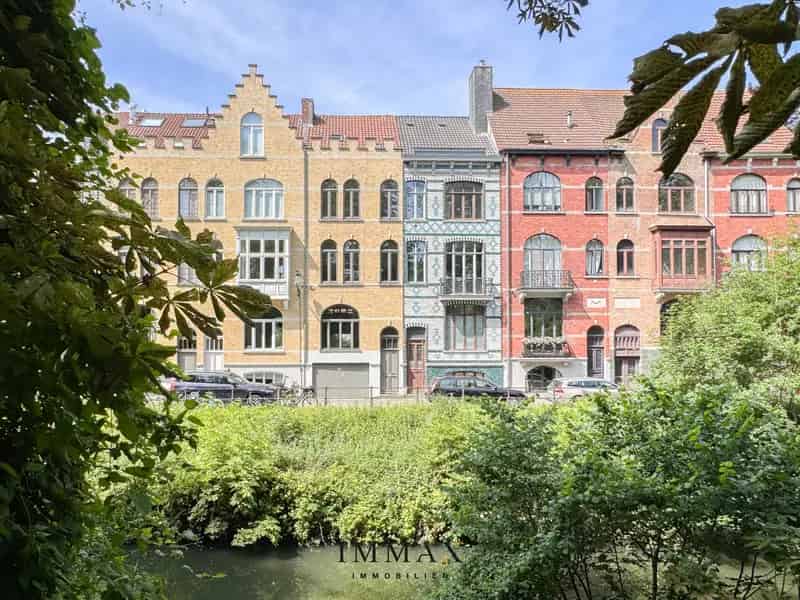Herenhuis te huur Brugge Centrum: Water, Garage, Tuin