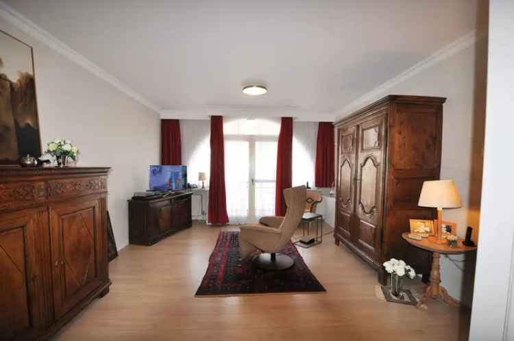 Te koop dakappartement in Brugge met assistentie