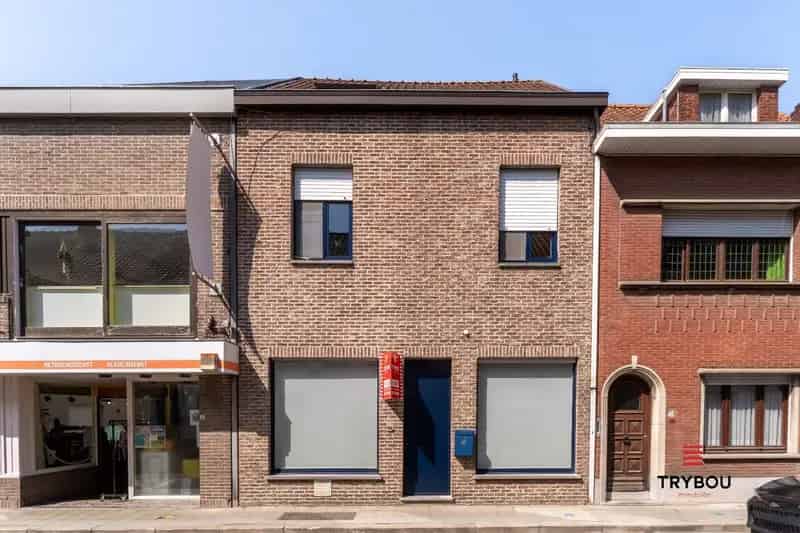 Ruime Stadswoning 4 Slaapkamers Uitstekende Locatie