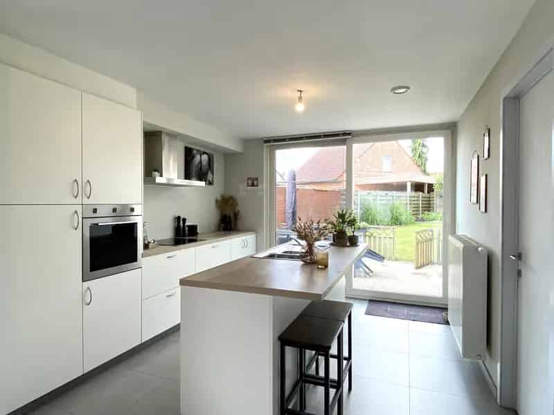 Huis te Koop Staden 3 slaapkamers Tuin Staanplaats