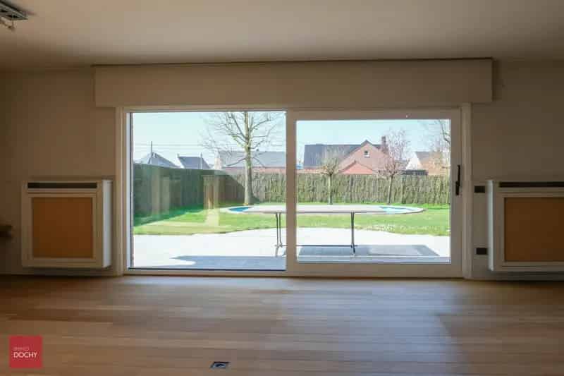 Villa te koop 4 slaapkamers zwembad Wortegem