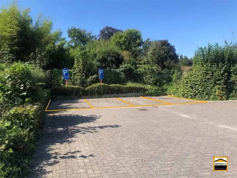 Garagebox te Huur Kortessem Centrum