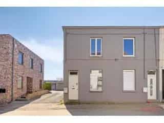 Huis te koop Zomergem - Renovatieproject 110m²