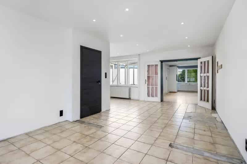 HOB woning Val-Meer twee garages