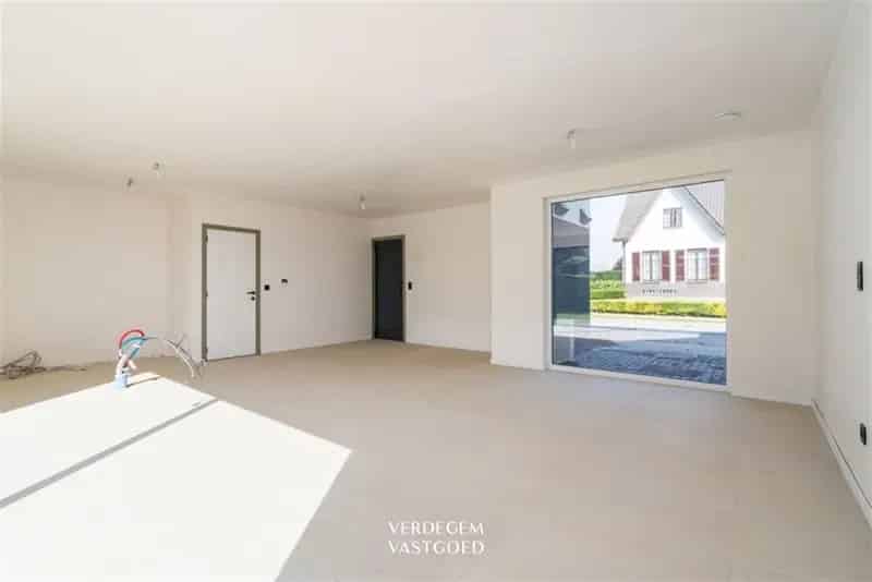 Huis te koop in Kluizen: Gezellige woning in hechte gemeenschap