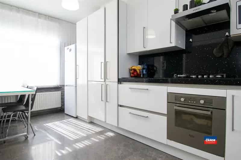 Ruime woning 4 tot 5 slaapkamers