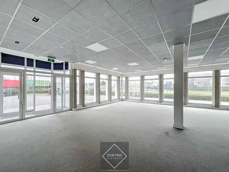 Kantoor Winkelruimte Roeselare AAA Locatie Top Visibiliteit