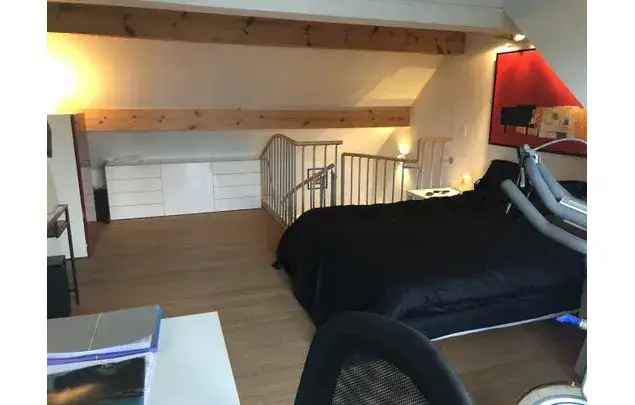 Huur 1 slaapkamer appartement van 65 m² in Schaerbeek - Schaarbeek