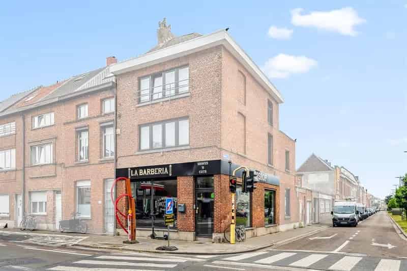 Opbrengsteigendom Mechelen: Verhuurd Handelsgelijkvloers