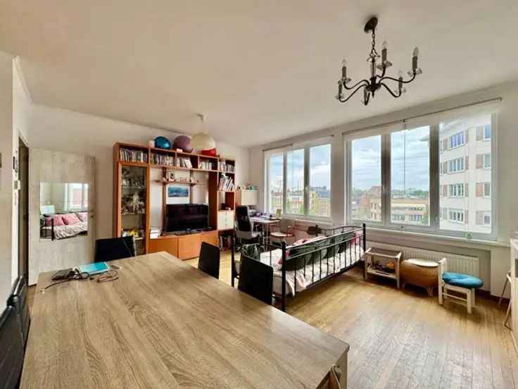 Appartement 90m² te koop - 2 slaapkamers - lage kosten - EPC E