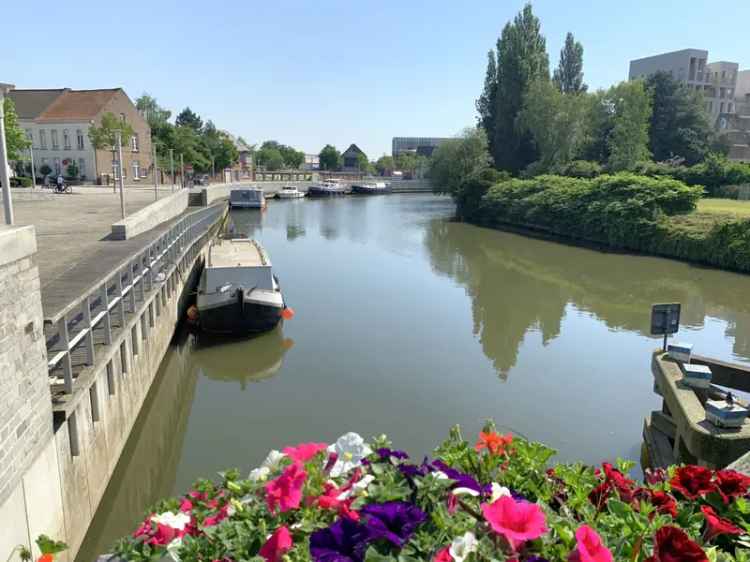 Te koop appartement in Deinze met mooi uitzicht en zonnig terras