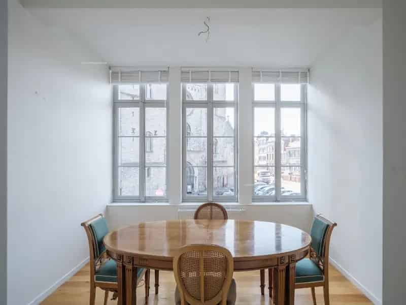 Handelspand Gent Centrum 4 slaapkamers gerenoveerd