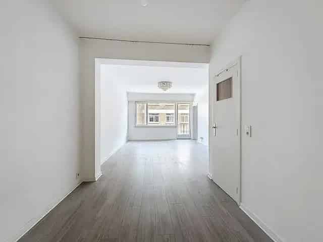 Studio te Huur Ixelles Chatelain Parc Tenbosch