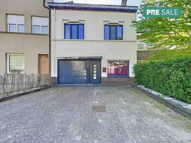 Huis te koop Te renoveren karaktervol huis
