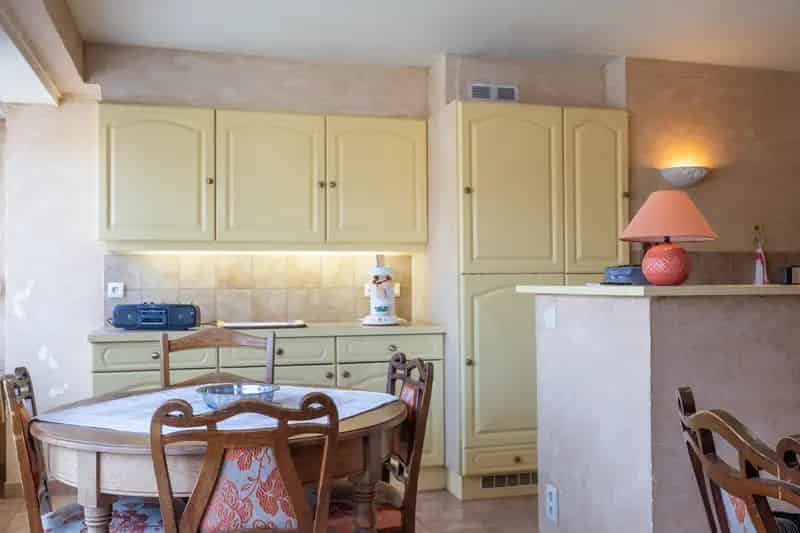 Appartement te Koop Residentie Esmeralda Centrum Zee
