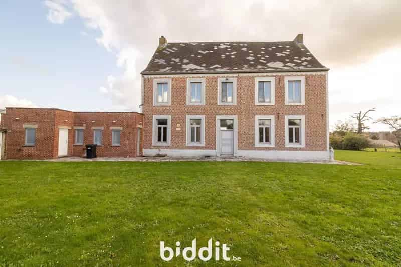 Pastorijwoning te renoveren in Attenhoven