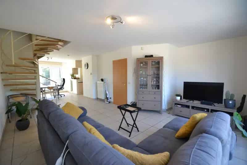 Duplexappartement te Huur Wezemaal 3 Slaapkamers Ruim Terras Garage