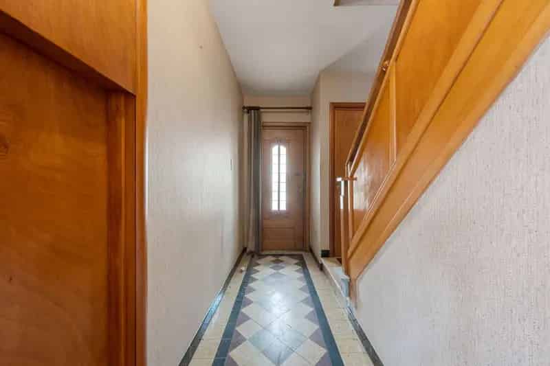 Halfopen woning te renoveren De Haan 3 slaapkamers