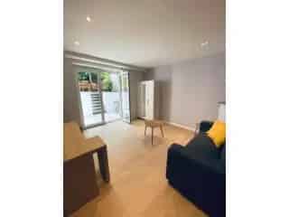 Appartement te delen Sint-Gillis - 30m² slaapkamer, eigen badkamer