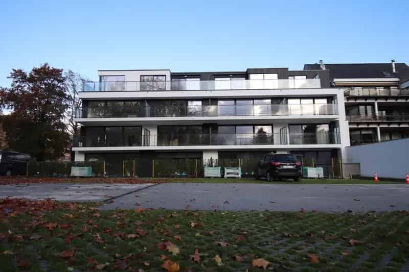 STAANPLAATS CENTRUM ZWEVEGEM