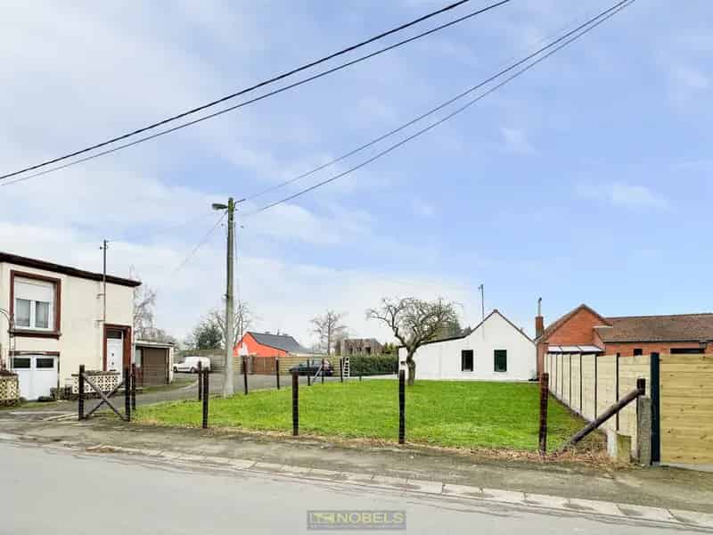Bouwgrond te Koop Deux-Acren 220m² Open Bebouwing