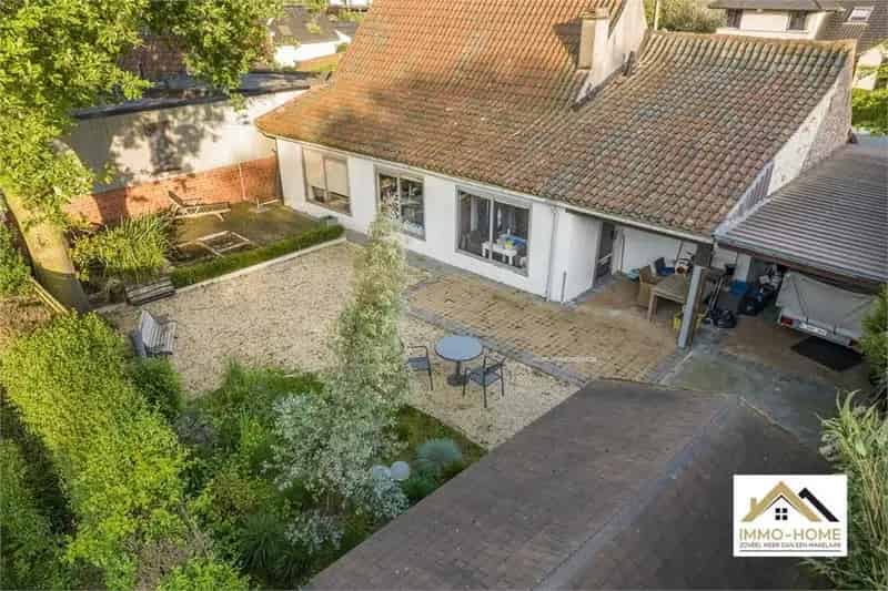 Huis te koop Beervelde 2 slaapkamers gerenoveerd