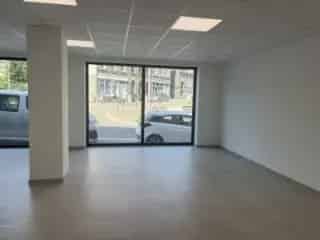 Handelspand te Huur Bertrix - 2 Commerciële Ruimtes