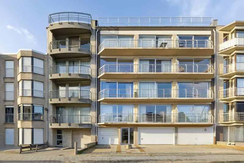 Gerenoveerd Appartement te Koop Sint-Idesbald