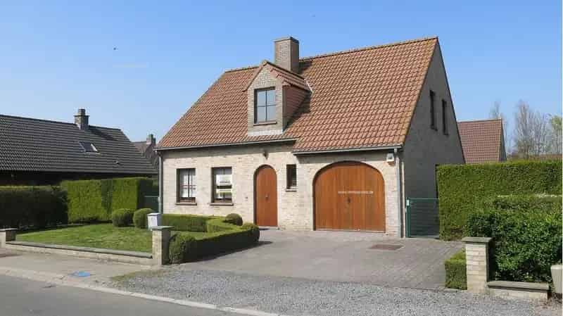 Huis te koop Vlissegem 4 slaapkamers garage tuin