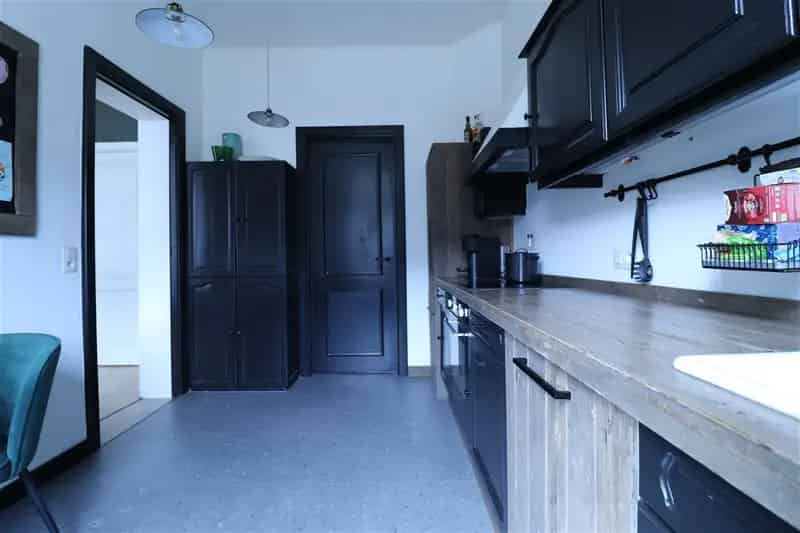 Appartement te huur Merksem 150m²