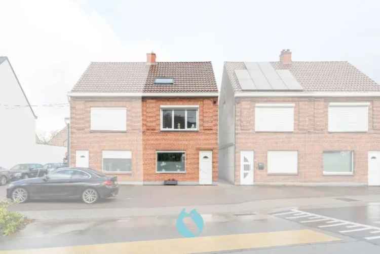 Instapklare woning in het centrum van Evergem