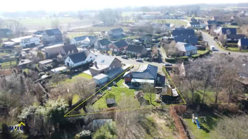 Open Bebouwing Opdorp 3 Slaapkamers Grote Tuin 2 Garages