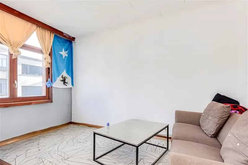 Te renoveren burgerwoning in Deurne met 3 studio's