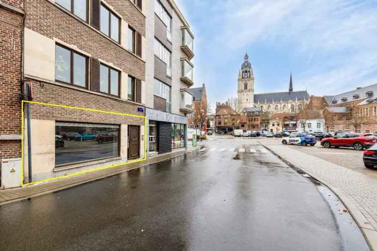 Commerciële ruimte (+-60m²) te koop in centrum Halle