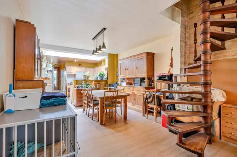 Rijwoning te koop Gent Centrum Rustige ligging 3 slaapkamers