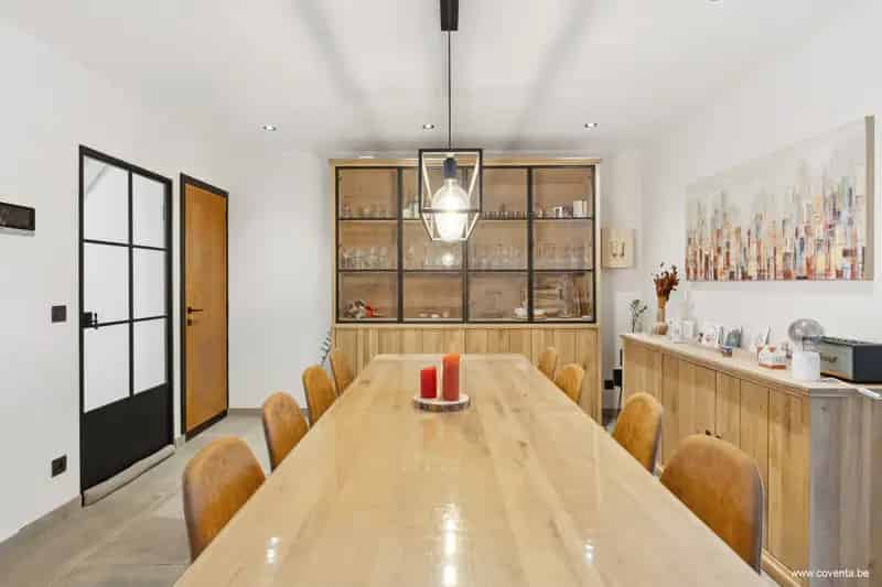 Gerenoveerde woning 3 slaapkamers te Menen