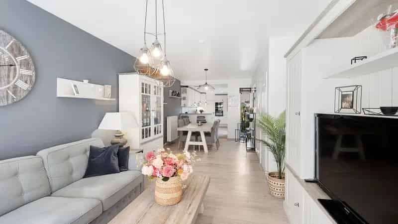 Instapklare Vernieuwde Woning Heist Aan Zee