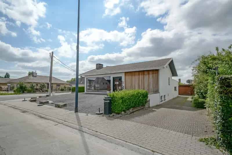 Bungalow te koop Oudenburg - Renovatieproject met potentieel