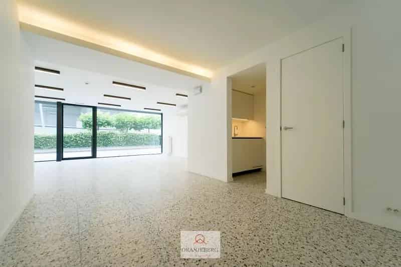 Moderne kantoorruimte (70m²) te huur in Nazareth aan N60