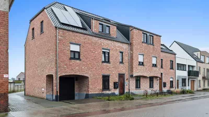 Appartement te koop Morkhoven - Instapklaar met Terras en Parking