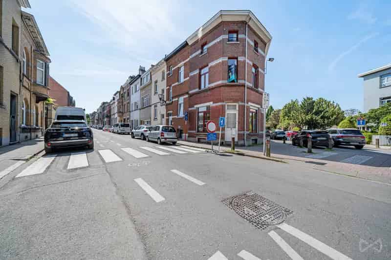 Huis te huur Jette 3 slaapkamers grote kelder EPC F