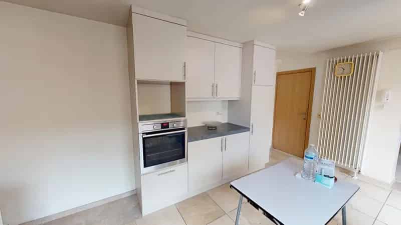 Huis te huur Zingem: 5 slaapkamers, 3 badkamers, garage en tuin